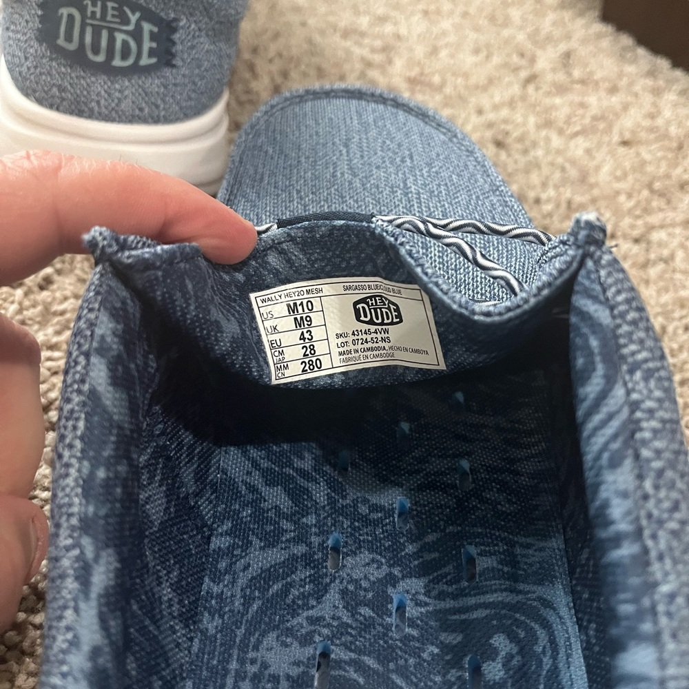 Hey Dude HEY20 Blue and White Loafers Slip-Ons (NEVER WORN) - Picture 2 of 4